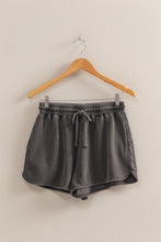 Bindi Short