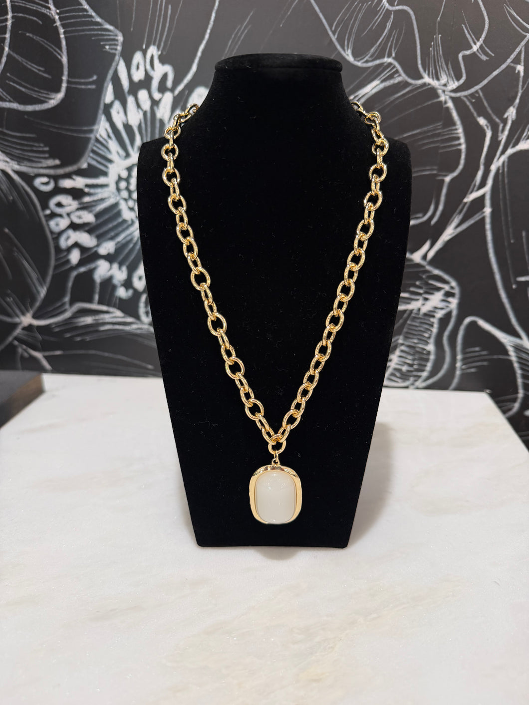 Clara Stone necklace